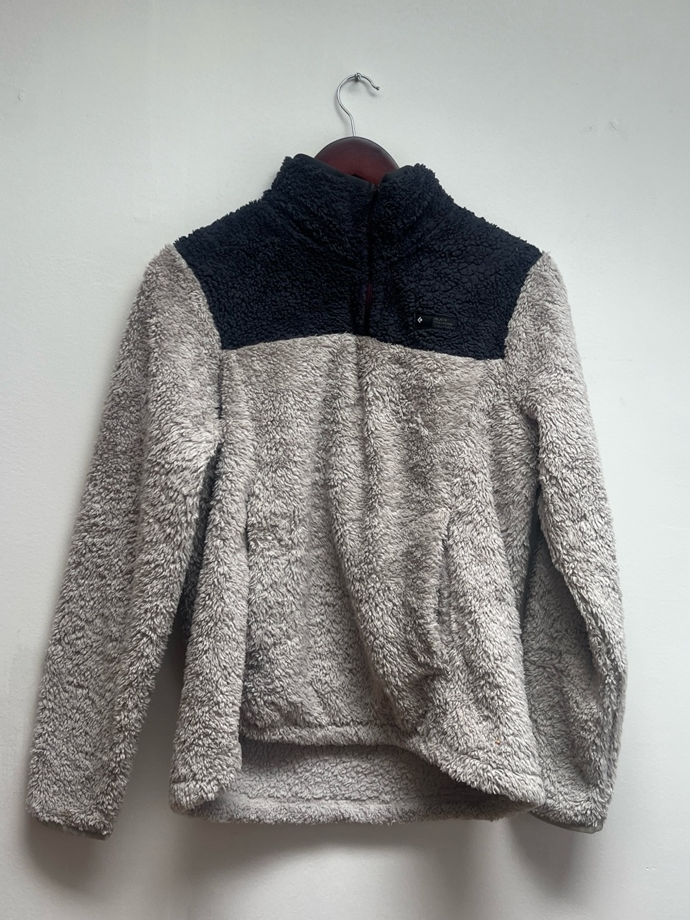 Black Diamond Women’s Roadie Sherpa Fleece Quarter Zip Dune Carbon Pullover M